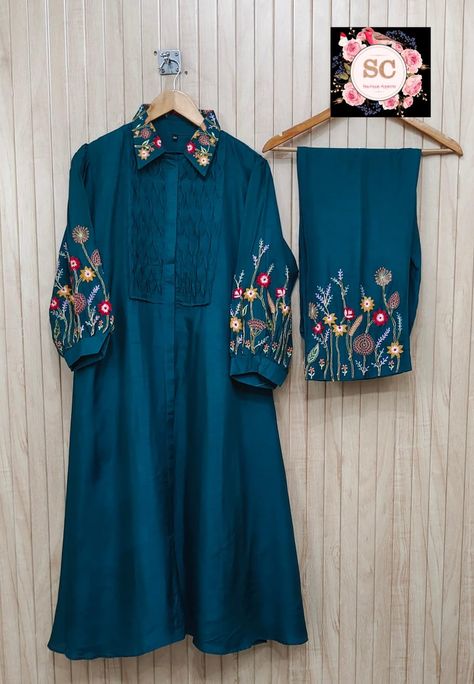 Embroidery Salwar Suits Design, Pleat Pattern, Khatli Work, Design Kurti, Mirror Work Blouse Design, Stylish Kurtis Design, Hand Work Design, Embroidery Fashion Detail, Lehenga Designs Simple