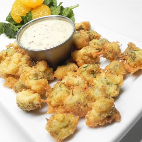 Deep-Fried Dandelions Fried Dill Pickles Recipe, Deep Fried Dill Pickles, Fried Dandelions, Fried Dill Pickles, Salad Toppers, Spring Salad, Dandelion Recipes, Pickling Recipes, Greens Recipe