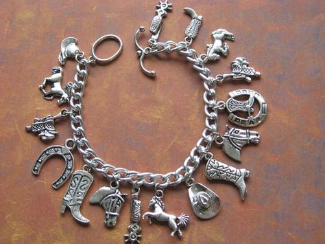 Horse Charm Bracelet, Equine Jewelry, Southern Jewelry, Cowgirl Accessories, Country Jewelry, Equestrian Jewelry, Looks Country, Vintage Sterling Silver Charms, Cowgirl Jewelry