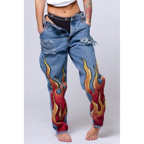 Flames Levis Jeans ($320) ❤ liked on Polyvore featuring jeans, pants, blue jeans and levi jeans Custom Denim Jeans, Pants Pictures, Ropa Hip Hop, Diy Denim Jacket, Stylish Fall Outfits, Kleidung Diy, Custom Denim, Painted Jeans, Denim Diy