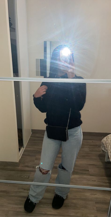 Fit Check Poses Selfie, Cargo Outfits Women, Jogging Leggings, Zara Style, Cargo Outfit, Zara Drip, Mode Hipster, Slay Outfits, Outfit Zara