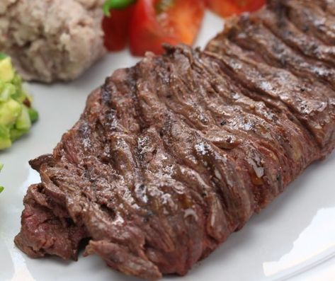 Air Fryer Skirt Steak - Fork To Spoon Air Fryer Skirt Steak, Black Pepper Steak, Steak Salad Recipe, Heart Healthy Recipes Low Sodium, Grilled Steak Salad, Steak Dinner Recipes, Skirt Steak Recipes, Frozen Steak, Steak In Oven