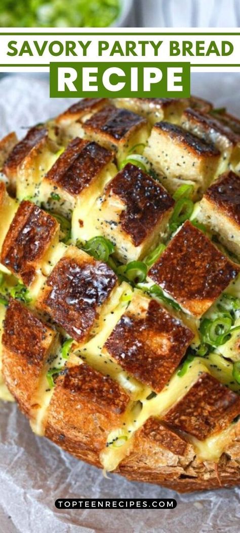 Do you love hosting parties, but dread the thought of preparing all the food? Well, have we got a recipe for you! This Savory Party Bread is a delicious and easy-to-make appetizer that will impress your guests. Party Bread Recipes, Savory Party Bread, Breakfast Orderves Appetizers, Snacks For Party Appetizers, Hourdourves Appetizers Easy Recipes, Cute Appetizers, Pumpernickel Bread Appetizers, Savory Bread Recipes, Bacon Cheddar Zucchini Bread