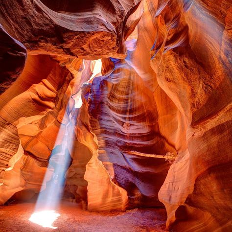 DK Eyewitness on Instagram: “The orange and pink swirls of Antelope Canyon in Arizona 🧡⁣ ⁣ #antelopecanyon #arizona #travel #nature #canyon #usa #grandcanyon…” Slot Canyons, Matka Natura, Scenic Photos, Southern Utah, Arizona Travel, Beautiful Landscape Wallpaper, Foto Art, Camping Tips, Beautiful Places To Travel