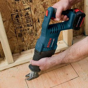 Get the Most From Your Recip Saw Electronic Tools, Furniture Craft, Tool Tips, Workshop Tools, Furniture Repurpose, Kreg Jig, Saw Tool, Shop Class, Saw Accessories