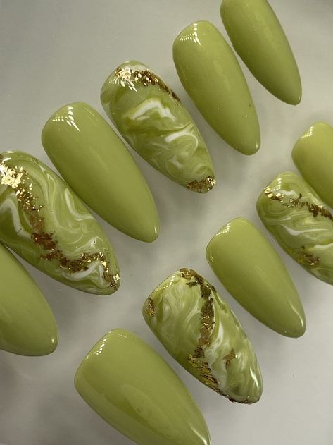 Marble Nails Press On, Jade Nails Acrylic, Jade Green Nails, Earthy Nails Acrylic, Green Marble Nails, Nail Art Green, Press On, Marble Nail, Hippie Nails