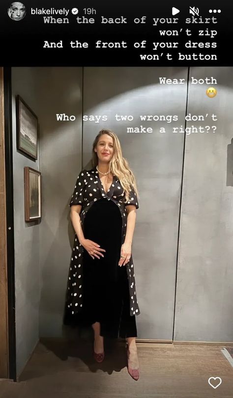 Blake Lively Maternity Style, Pregnancy Winter Outfits, Black Maxi Skirt, Pregnancy Wardrobe, Pregnancy Outfits, A Skirt, Blake Lively, Fashion Editor, Kimono Fashion