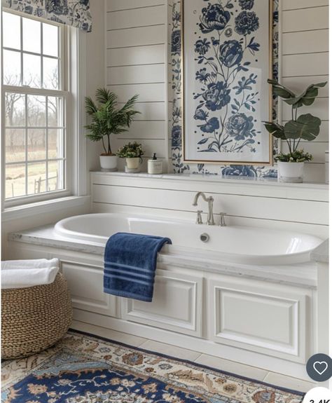 Shiplap Bathroom Ideas, Baños Shabby Chic, Shiplap Bathroom, Decorating House, Bathroom Farmhouse Style, Cottage Bathroom, Coastal Bathrooms, Bathroom Design Inspiration, Casa Vintage