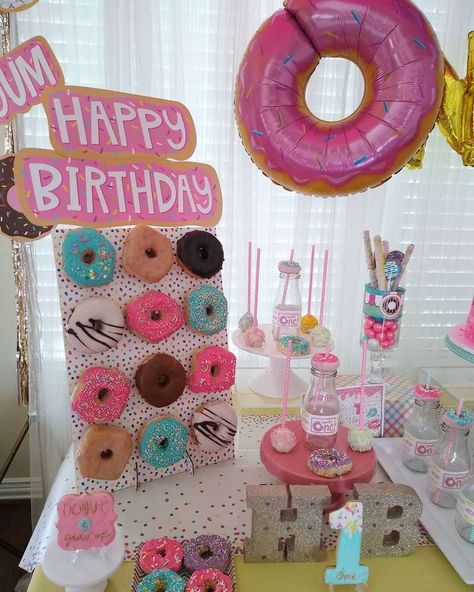 Donut Sixth Birthday, Donut Theme Party Decorations, Donuts Display Ideas Parties, Donut Fourth Birthday Party, Doughnut Party Decorations, Donut 4th Birthday Party Girl, Donuts Birthday Party Ideas, One Year Old Donut Birthday Party, Donut Grow Up