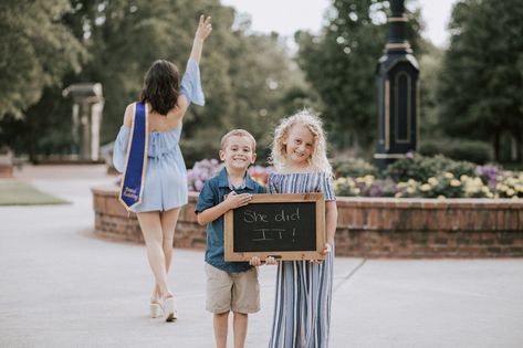 Graduating Mom Pictures, Mommy Did It Graduation Pictures, Mom College Graduation Pictures, Ma Graduation Pictures, Graduation Pics With Kids, Single Mom Graduation Pictures, Nursing Graduation Pictures With Kids, Mom And Baby Graduation Pictures, Mommy And Me Graduation Pictures