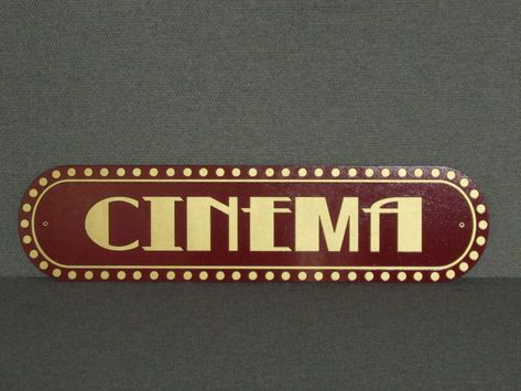 Movie Home Decor, Deco Cinema, Basement Movie Room, Cinema Sign, Theatre Sign, Movie Home, Home Theater Room Design, Vintage Cinema, Theater Room Design