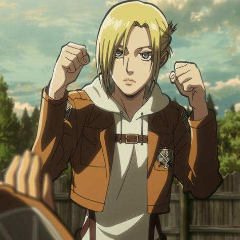 • annie leonhart icon | shingeki no kyojin Annie Leonhart Icon, Attack On Titan Pfp, Female Titan, Attack On Titan Series, Annie Leonhart, Aot Characters, The Titans, Attack On Titan Art, Cute Little Things