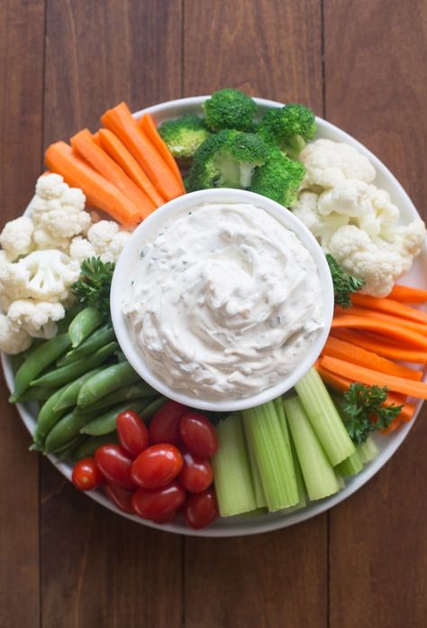 Easy Vegetable Dip made with just 4 simple ingredients! Serve it with your favorite fresh, raw vegetables for a great appetizer or side dish. Easy Vegetable Dip Recipe, Easy Vegetable Dip, Yogurt Dip For Veggies, Veggie Dip Recipe, Veggies And Dip, Dip For Veggies, Homemade Ranch Dip, Vegetable Dips, Vegetable Dip