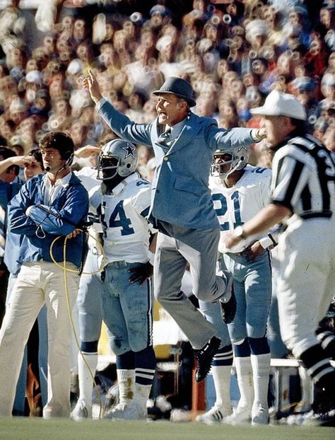 American Football Quotes, Tom Landry, Dallas Cowboys Images, Cowboys Players, Dallas Cowboys Pictures, Dallas Cowboys Players, Dallas Cowboys Football Team, Texas Sports, How Bout Them Cowboys