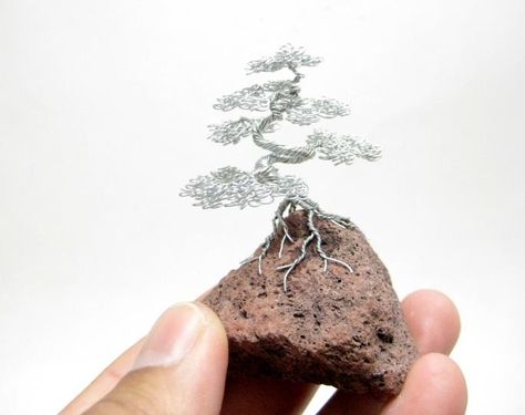 Ken To - Wire Bonsai Tree Bead Trees, Bonsai Mini, Wire Projects, Bonsai Wire, Wire Bonsai, Chocolate Ideas, Mini Bonsai, Indoor Bonsai, Wire Tree Sculpture