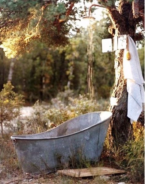 10 Amazing Tin Bathtubs For The Best Farmhouse Decor | Decor Home Ideas Outdoor Bathtub, Outdoor Tub, Outdoor Baths, Outdoor Bath, Have Inspiration, Outdoor Bathrooms, Soaking Tub, Outdoor Shower, Country Life