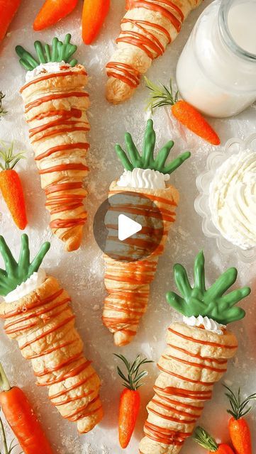 Puff Pastry Carrots, Vegan Puff Pastry, Cake Whipped Cream, Carrot Desserts, Easter Party Food, Carrot Cream, Chocolate Decoration, Homemade Carrot Cake, Puff Pastry Filling