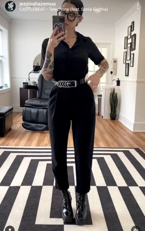 Black Wide Leg Pants Outfits Fall, Spunky Business Casual, Rockabilly Goth Fashion, Dark Minimalist Style, Professional Hipster Outfits, Orchestra Concert Outfit Black Classy, Goth Mom Style, Business Punk Fashion, Corporate Rock Outfits