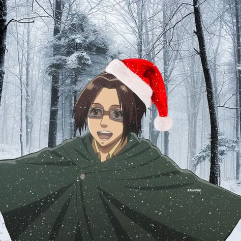 Aot Christmas Art, Attack On Titan Christmas Pfp, Aot Christmas Pfp, Attack On Titan Christmas, Levi Christmas, Aot Icons, Christmas Pfp, Eren Aot, Hange Zoe