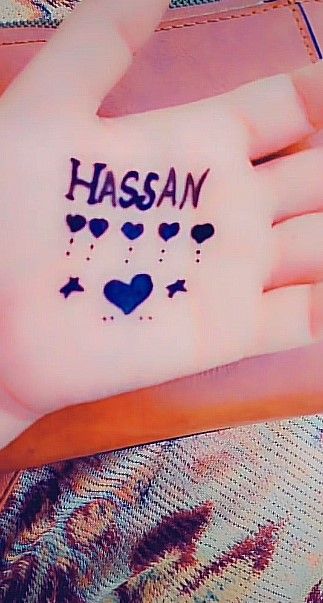 #Beautiful #Letters #MehndiTattooDesignForLovers #MehndiDesigns #tattoos #namewrite #writetattoos #neck #hand #heenatattoo #alphabets #Written #letters #loveletters #MehndiTattoo #stylishname #beautifulname #ManOo_BiLiiiii Hussain Name Dp, Hassan Name Dp, H Name Dp, Tattoo Written, H Name, Dp Love, Written Letters, L Names, Beautiful Letters