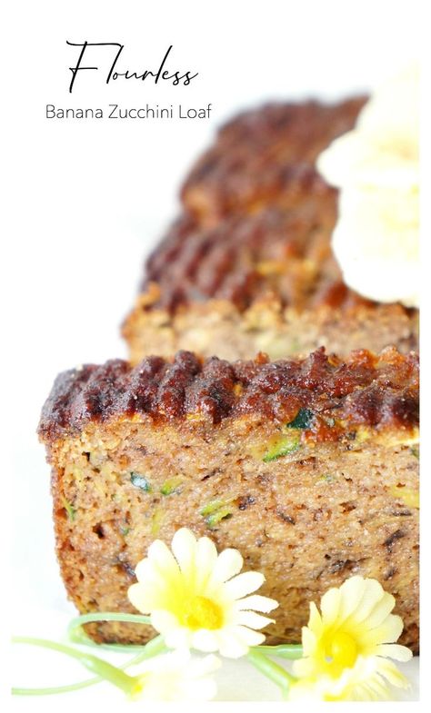 This flourless banana zucchini loaf makes a great healthy snack, dessert or breakfast on the run! It’s also packed full of nutrients, moisture and flavour! Gluten-fee, dairy-free and paleo! Banana Zucchini, Zucchini Loaf, Best Zucchini Recipes, Zucchini Banana, Zucchini Banana Bread, Paleo Banana, Gluten Free Banana Bread, Healthy Zucchini, Paleo Sweets