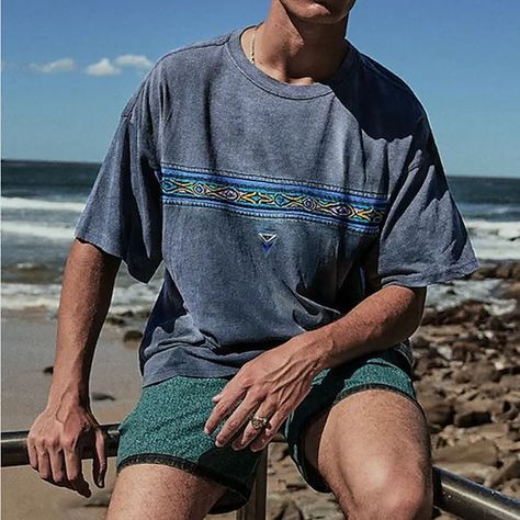 Surf T Shirts, Retro Surf, Surf Tee, Casual Sweatpants, Surf Tshirt, Sleeves Clothing, Surf Style, Hawaiian Style, Pullover Designs