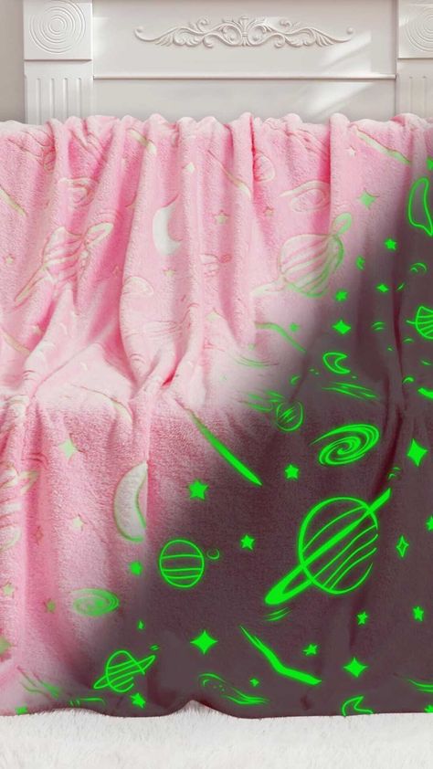 Wrap your little star in the magic of the galaxy! This glow-in-the-dark blanket is the perfect birthday gift or cozy companion for kids aged 3-12. Galaxy Blanket, Planet Toys, Moon Galaxy, Pink Blanket, Girl Room Decor, Soft Cute, Kids Birthday Gifts, Blanket Soft, The Perfect Birthday