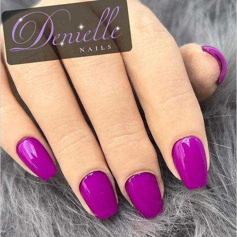 ℍ𝕖𝕒𝕣 𝕄𝕖 ℝ𝕠𝕒𝕣! - 𝕏-𝕊𝕙𝕠𝕣𝕥 ℂ𝕠𝕗𝕗𝕚𝕟 This Hot Purple is too hot to handle! 𝑬𝒎𝒃𝒓𝒂𝒄𝒆 𝒕𝒉𝒆 𝑹𝒂𝒊𝒏𝒃𝒐𝒘 - 𝑶𝒏𝒆 𝑵𝒂𝒊𝒍 𝒂𝒕 𝒂 𝑻𝒊𝒎𝒆! Don’t let anyone tell you solid colors are boring! Our sets prove otherwise, letting you play with a dazzling spectrum, even within the one-color rule. Mix and match up to 10 stunning shades to create your own unique masterpiece, one fingertip at a time. Go minimalist, or go glam! Our one-color sets offer chic simplicity, perfect for everyday elegance. And the best part? You can u... Hot Purple Nails, Hear Me Roar, Too Hot To Handle, Short Coffin, Everyday Elegance, Purple Nails, Color Set, One Color, Press On Nails