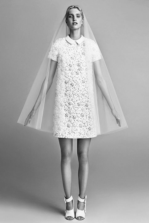 Wedding Dresses 60s, Mini Wedding Dresses, Justin Alexander, Traditional Wedding Dresses, Viktor & Rolf, Bridal Fashion Week, Bride Style, Short Wedding Dress, Bridal Designs