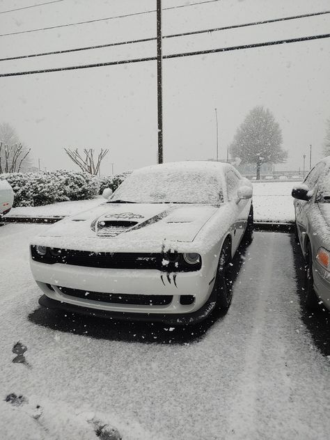 White hellcat White Hellcat, White Challenger, Hellcat Srt, Dodge Challenger Hellcat, Challenger Srt Hellcat, Dodge Challenger Srt Hellcat, Hellcat Challenger, Challenger Srt, Dodge Challenger Srt