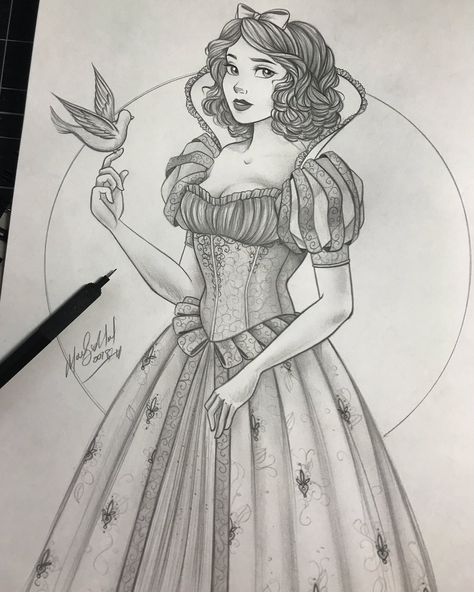 I just posted about this in my story, but I tend to go a little overboard whenever I’m sketching 🤷🏼‍♂️ I was inspired by a few of Snow’s… Snow White Drawing, Disney Princess Sketches, Princess Sketches, Evil Disney, Painted Fan, Disney Art Drawings, Disney Princess Drawings, Princess Drawings, Disney Sketches