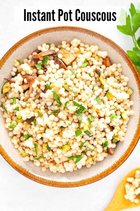 Instant Pot Couscous, Side Dish With Chicken, Types Of Pasta Sauce, Gluten Free Couscous, Couscous Bowl, Pearl Couscous Recipes, Easy Instant Pot Dinner, Instant Pot Recipes Healthy, Making Couscous