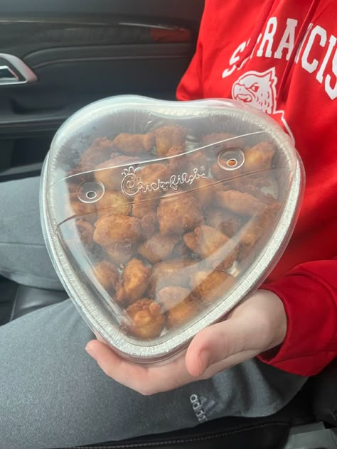 chicken nugget heart tray Heart Shaped Chicken Nuggets, Heart Chicken Nuggets, Chickfila Heart Trays, Chick Fil A Heart Tray, Chick Fil A Nuggets, Chicken Nugget, Galentines Party, Food Babe, Delicious Snacks Recipes