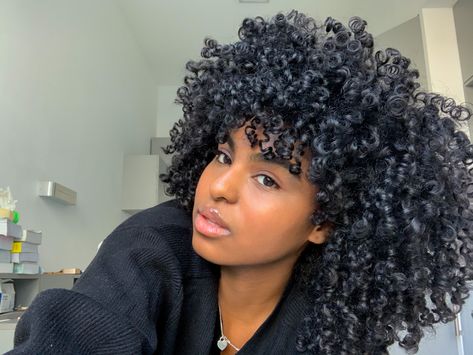 Curly Braided Hairstyles, Big Natural Hair, Curly Fro, Curly Hair Styles Easy, Curly Girl Method, French Hair, Velvet Hair, Coily Hair, Dye My Hair