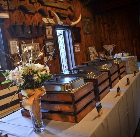 Rustic Catering Display Buffet, Bbq Catering Display Buffet Tables, Rustic Wedding Buffet Table Setup, Western Buffet Table Ideas, Western Wedding Food Ideas Buffet Tables, Catering Table Setup, Rustic Chafing Dishes, Wedding Buffet Table Setup, Rustic Catering