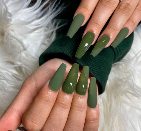 Olive Green Nails, Olive Nails, Green Nail, Nails For Kids, Nail Art Wedding, Hot Nails, Christmas Nail Designs, Cute Nail Designs, Nail Designs Summer