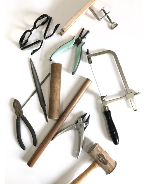 9 inexpensive jewelry tools for getting started in metalsmithing at home - jewelry making tools Jewellery Tools, Tools For Wire Jewelry Making, Copper Jewelry Making Tools, Julery Making Tools, Wire Wrapping Tools Jewelry Supplies, What Are Crystals, Inexpensive Jewelry, Silversmithing Jewelry, Metal Jewelry Making