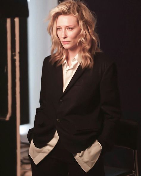 My baby ❤️ . . #cateblanchett #cateblanchettmyqueen #mostbeautifulwomanintheworld #mysunshine #myhappiness #mylove #goddess Catherine Élise Blanchett, Woman In Suit, Interview Magazine, Cate Blanchett, Hot Mess, My Baby, Jennifer Lopez, Pretty Woman, Suits For Women