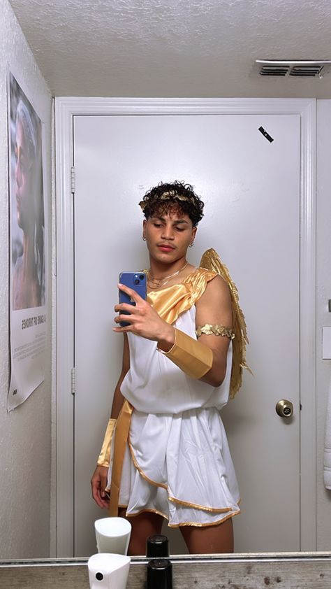 Cute Guy Costumes Halloween, Gods Outfits Greek, Roman God Costume, Hermes God Costume, God Costume Greek, Greek God Halloween Costumes Men, Apollo Costume Greek, Greek Goddess Costume Men, Zeus Costume Men