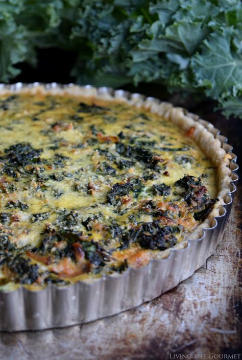 Living the Gourmet: Kale and Provolone Quiche Veggie Pizza Recipe, Egg Ideas, Baked Oatmeal Recipes, Provolone Cheese, Small Plate, Quiche Recipes, Savory Breakfast, Provolone, Easy Healthy Breakfast