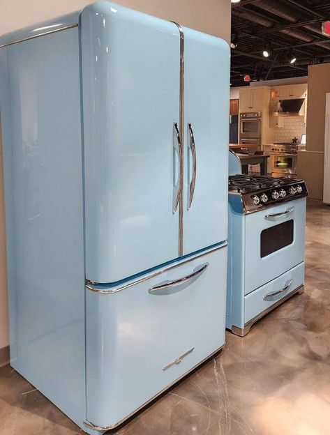 My Dream Kitchen, Beautiful Kitchenware, Kitchen Appliance Set, Vintage Kitchen Appliances, Kitchen Decor Collections, Dream House Aesthetic, Smeg Appliances, Mini Fridge With Freezer, Future Apartment Decor