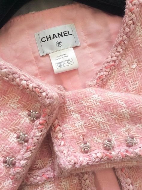 Summer Dilaurentis, Chanel Style Jacket, Chanel Tweed Jacket, Coco Chanel Fashion, Mode Chanel, Chanel Tweed, Chanel Jacket, Chanel Collection, Chanel Inspired