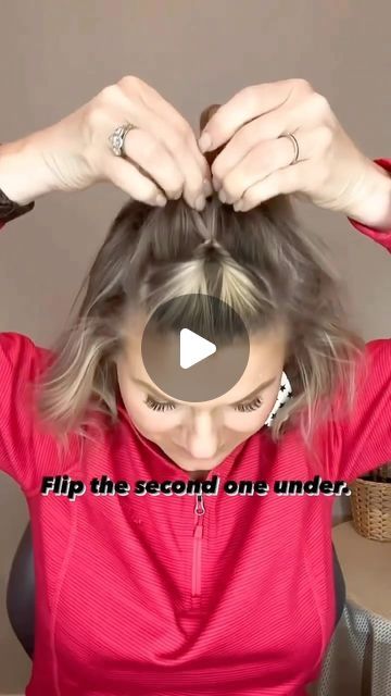 Daily Hair Tutorials 💇‍♀️ on Instagram: "Beautiful hair tutorial😍🥰 Here you get amazing hair style ideas and learn simple beautiful hair styles 💓 . @brittany.chenderson . #hairstyleideas #videohair #braidtutorial #hairtutorialvideo #hairvideotutorial #hairstyletutorial #braidoftheday #braidsofinstagram #hairglamvideos #tutorialhairdo #hairvideoshow #naturalhairtutorial #tutorialhair #cutehairstyles #marcbeauty #tutorialvideo #braidinglife #hairofinstgram #braidinspo #hairdecoration #hairstylevideo #longhairstyles #hairspo" Hair Styles For Ear Length Hair, Easy To Do Short Hairstyles, Short Hair Second Day Hairstyles, Short Hair Styles For Rainy Days, Easy Bob Hairstyles Tutorials, Hair Do For Shoulder Length Hair, How To Style Shoulder Length Hair Simple, Wedding Hair Styles For Bob Haircuts, Simple Ways To Style Short Hair