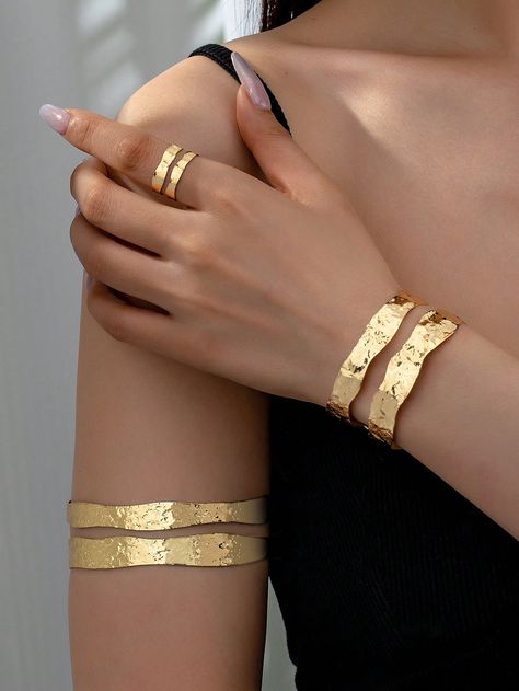 Maximalist Jewelry Bracelets, Gold Upper Arm Cuff, Gold Arm Bracelet, Gold Arm Bands, Arm Cuffs Jewelry, Maximalist Jewelry Gold, Golden Cuffs, Vampire Life, Arm Cuff Jewelry