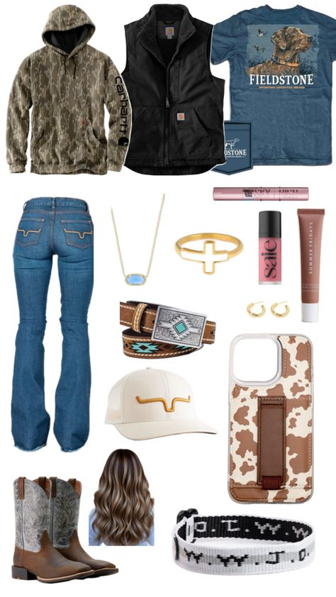 . Western Overall Outfits Women, Female Country Outfits, Country School Fits, Western Outfits Teen Girl, Country Comfy Outfits, Easy Cowgirl Outfits, Country Girl Summer Outfits, Girl Country Outfits, Country Women Outfits