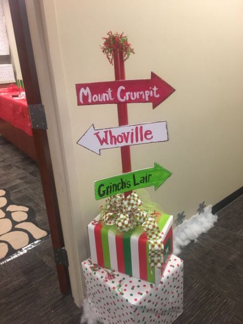 Grinch Themed Christmas Party Ideas | HubPages The Grinch Birthday Party Decorations, The Grinch Party Decorations, Grinch Office Decorating Ideas, Grinch Birthday Party Decorations, Grinchmas Party Ideas, Grinch Door Decorations, The Grinch Christmas Decorations, Whoville Decorations, Whoville Party