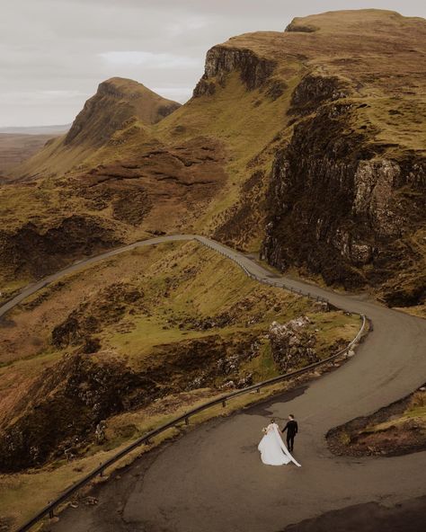 Quiriang Isle of Skye Elopement Isle Of Skye Wedding, Isle Of Skye Elopement, Skye Elopement, Ella Mai, Scottish Elopement, Scotland Elopement, The Isle Of Skye, Winter Elopement, Skye Scotland