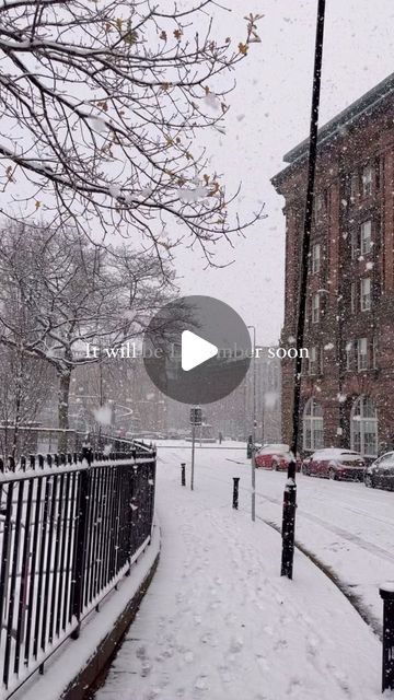 Ian G Black on Instagram: "Scotland, what a Christmas present 🎁 🏴󠁧󠁢󠁳󠁣󠁴󠁿 Give yourself the best ever Christmas present and plan a visit to Scotland over the Festive season 🎁 ⛄️⚜️🪄✨🏴󠁧󠁢󠁳󠁣󠁴󠁿
Visiting Scotland? Get the most from your visit with my ‘Ultimate Scotland’ travel guide
.
Hoping we will see you for an @edinburghschristmas this December 🎄⛄️
.
Pictured is @mcmanusdundee and @centralbaptistchurchdundee in the snow on the morning of Saturday 2nd December 2023 ⛄️ Thankfully I was in Dundee this day where the snow did fall and heavily whereas none in Edinburgh ❄️ 
.
#dundee #edinburgh #scotland #visitscotland #lovescotland #scotlandlover #scotlandtravel #hagrid #harrypotter #ginnyweasley #unlimitedbritain 
#ronweasley #scotlandforever #ecosse #hogwartsexpress #winter #dece Scotland Winter, Visiting Scotland, Scotland Travel Guide, 2nd December, Scotland Forever, Visit Scotland, Hogwarts Express, December 2023, Edinburgh Scotland