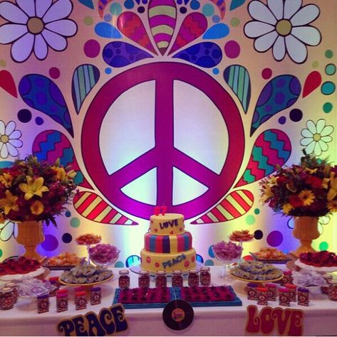 Lp Flower Power Party, Hippie Birthday Party, 70s Party Theme, 60s Theme, Beatles Party, 70s Theme Party, 1960s Party, 70s Disco Party, 60s Party