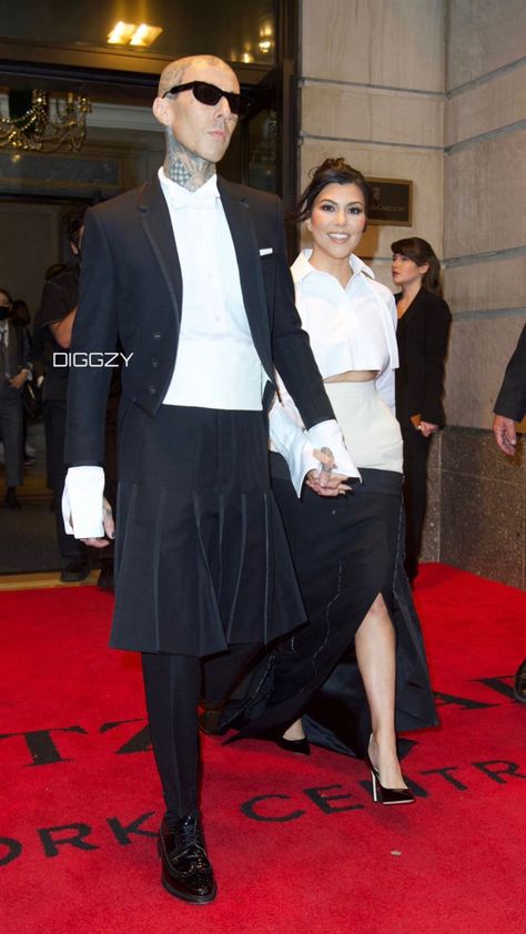 Kourtney Kardashian And Travis Barker, Kourtney Kardashian And Travis, Coachella Music, Dark Brunette, Travis Barker, Costume Institute, Floor Length Skirt, Celebrity Red Carpet, Kourtney Kardashian